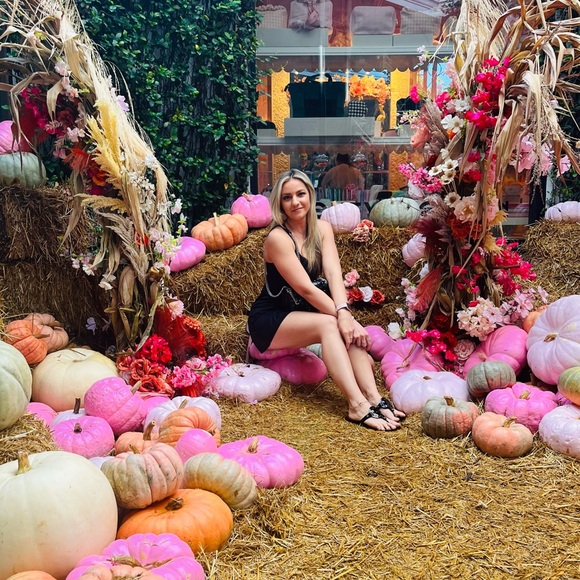 Meet your Posher, Lolita ✨ - Picture 5 of 5